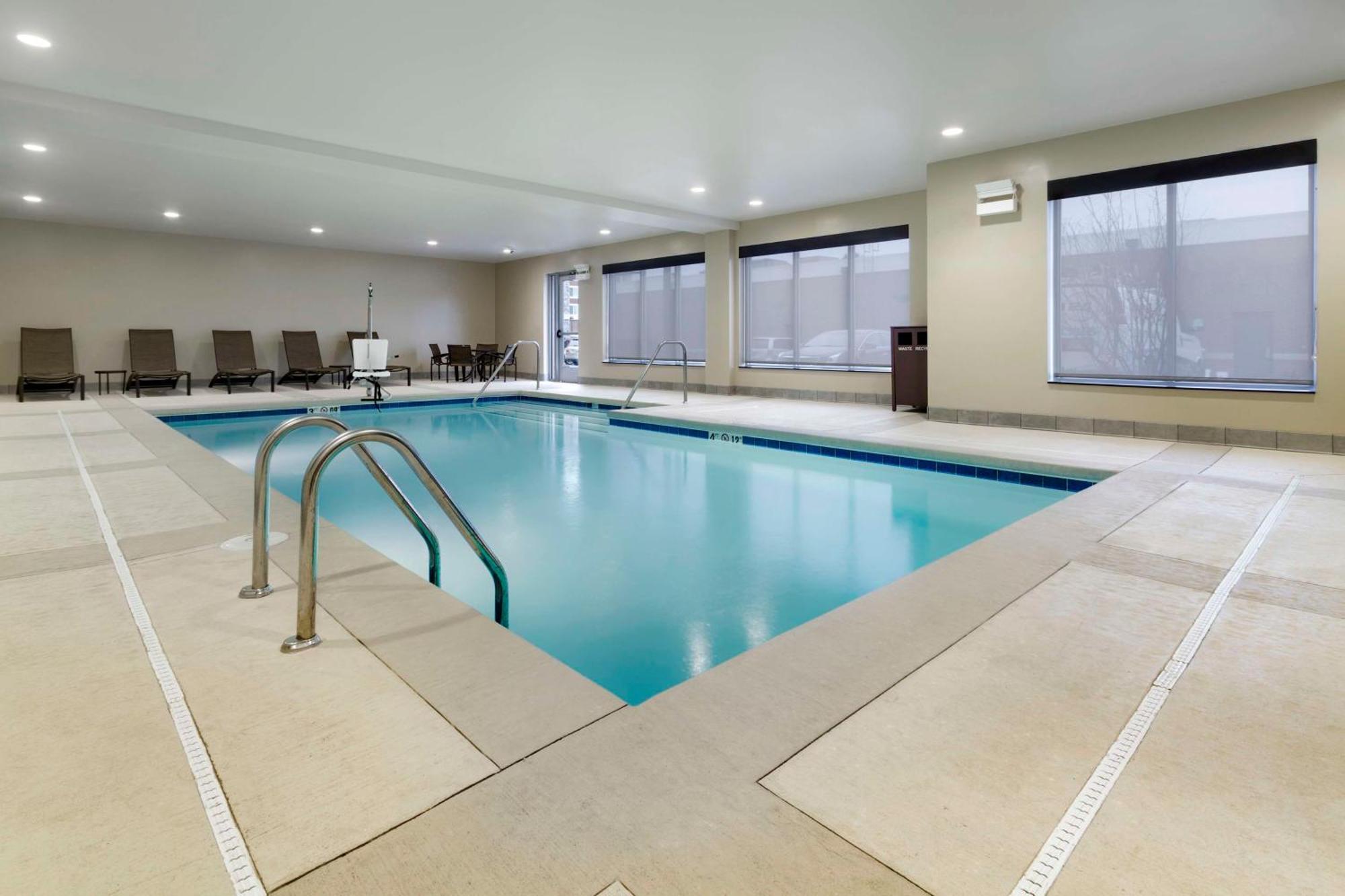 Hyatt Place Blacksburg/University מראה חיצוני תמונה